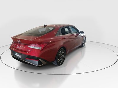 2024 Hyundai Elantra - Photo 7