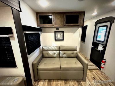 2023 Venture RV SportTrek Touring Edition - Photo 15