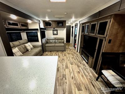 2023 Venture RV SportTrek Touring Edition - Photo 5