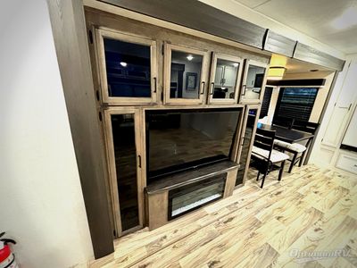 2023 Venture RV SportTrek Touring Edition - Photo 14