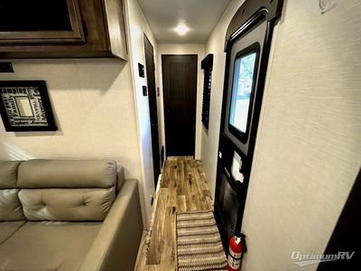 2023 Venture RV SportTrek Touring Edition - Photo 7