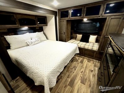 2023 Venture RV SportTrek Touring Edition - Photo 8