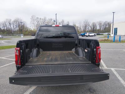 2025 Ford F-150 - Photo 11