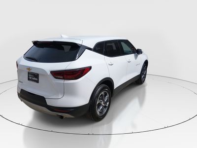 2025 Chevrolet Blazer — photo 7 view