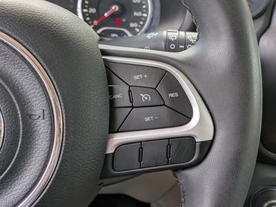 2021 Jeep Renegade - Photo 25