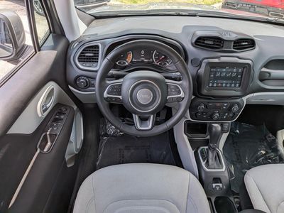 2021 Jeep Renegade - Photo 17
