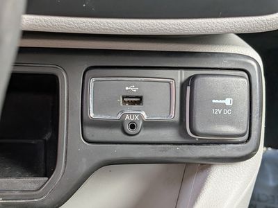 2021 Jeep Renegade - Photo 30