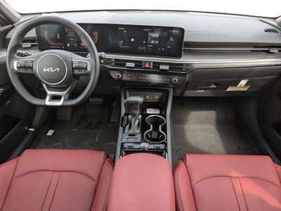2026 Kia K5 — photo 17 view