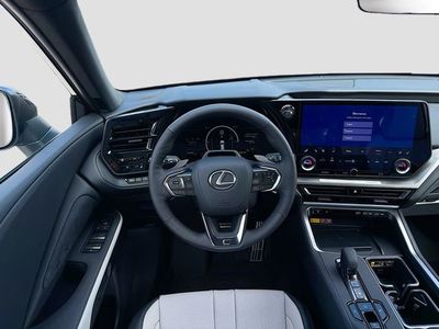 2026 Lexus TX - Photo 18