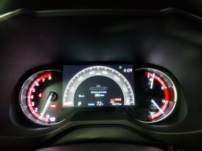 2024 Toyota RAV4 - Photo 14