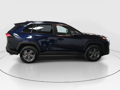 2024 Toyota RAV4 - Photo 8