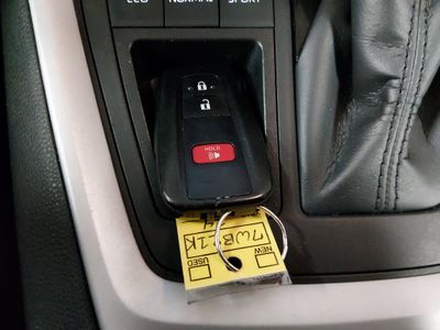 2024 Toyota RAV4 - Photo 15
