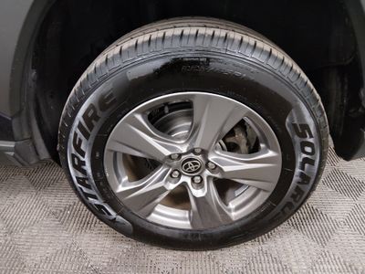 2024 Toyota RAV4 - Photo 10