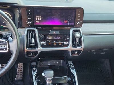 2023 Kia Sorento - Photo 23