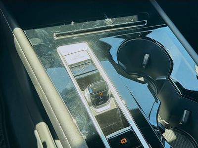 2026 Volkswagen Atlas Cross Sport - Photo 15