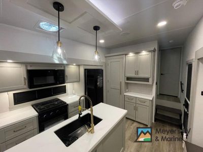 2026 Brinkley Model Z - Photo 11