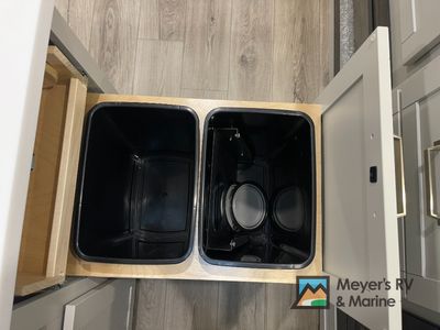 2026 Brinkley Model Z - Photo 16