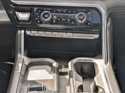 2024 GMC Sierra 3500HD - Photo 19