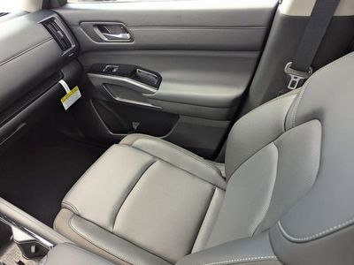 2026 Nissan Pathfinder - Photo 16
