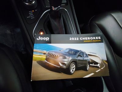 2022 Jeep Cherokee - Photo 17