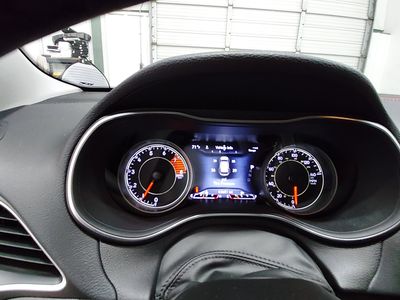 2022 Jeep Cherokee - Photo 14