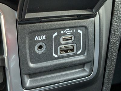 2026 Jeep Gladiator — photo 22 view