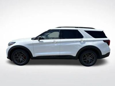 2026 Ford Explorer — detail view