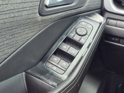 2022 Nissan Rogue — photo 12 view