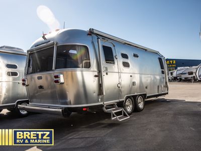 2020 Airstream Flying Cloud — detail view