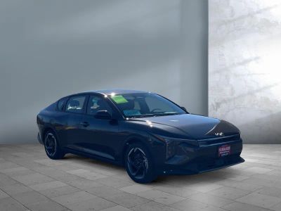 2026 Kia K4 - Photo 8