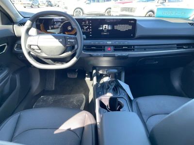 2026 Kia K4 - Photo 12