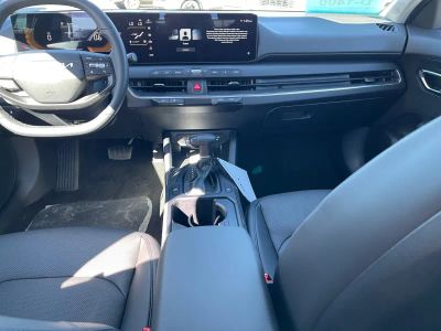 2026 Kia K4 - Photo 13