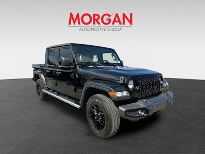 2022 Jeep Gladiator - Photo 2