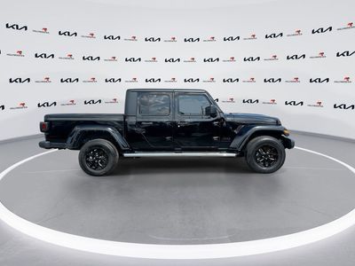 2022 Jeep Gladiator - Photo 9