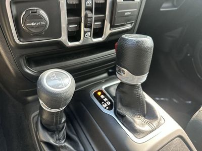 2022 Jeep Gladiator - Photo 20