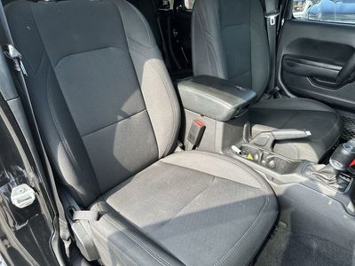 2022 Jeep Gladiator - Photo 24