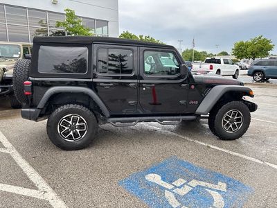 2024 Jeep Wrangler — photo 27 view