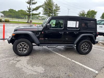 2024 Jeep Wrangler — photo 15 view