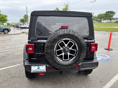 2024 Jeep Wrangler — photo 20 view