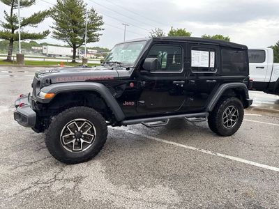2024 Jeep Wrangler — photo 14 view