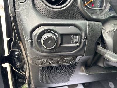 2024 Jeep Wrangler — photo 54 view