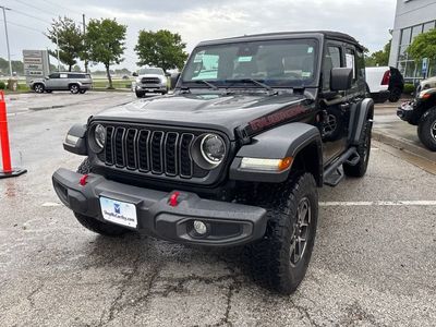 2024 Jeep Wrangler — photo 11 view