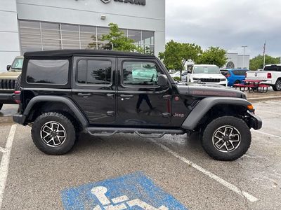 2024 Jeep Wrangler — photo 29 view