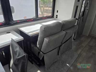 2026 Jayco Pinnacle - Photo 25