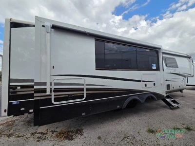 2026 Jayco Pinnacle - Photo 7