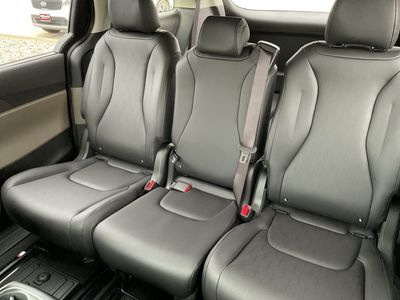 2026 Kia Carnival - Photo 18