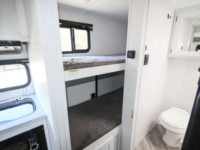 2022 Dutchman Coleman Rubicon 1708BH - Photo 14