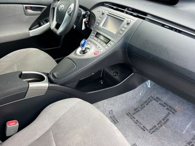 2015 Toyota Prius - Photo 16