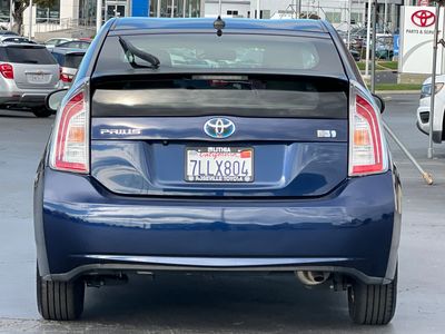2015 Toyota Prius - Photo 8