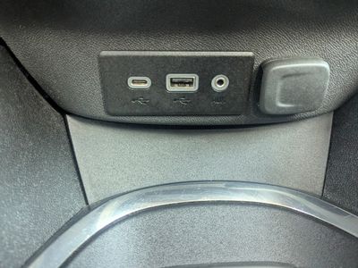 2023 Chevrolet Malibu - Photo 27
